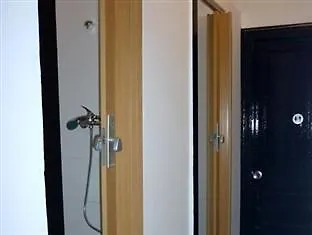 No Limit Hostel Sagrada Familia Barcelona